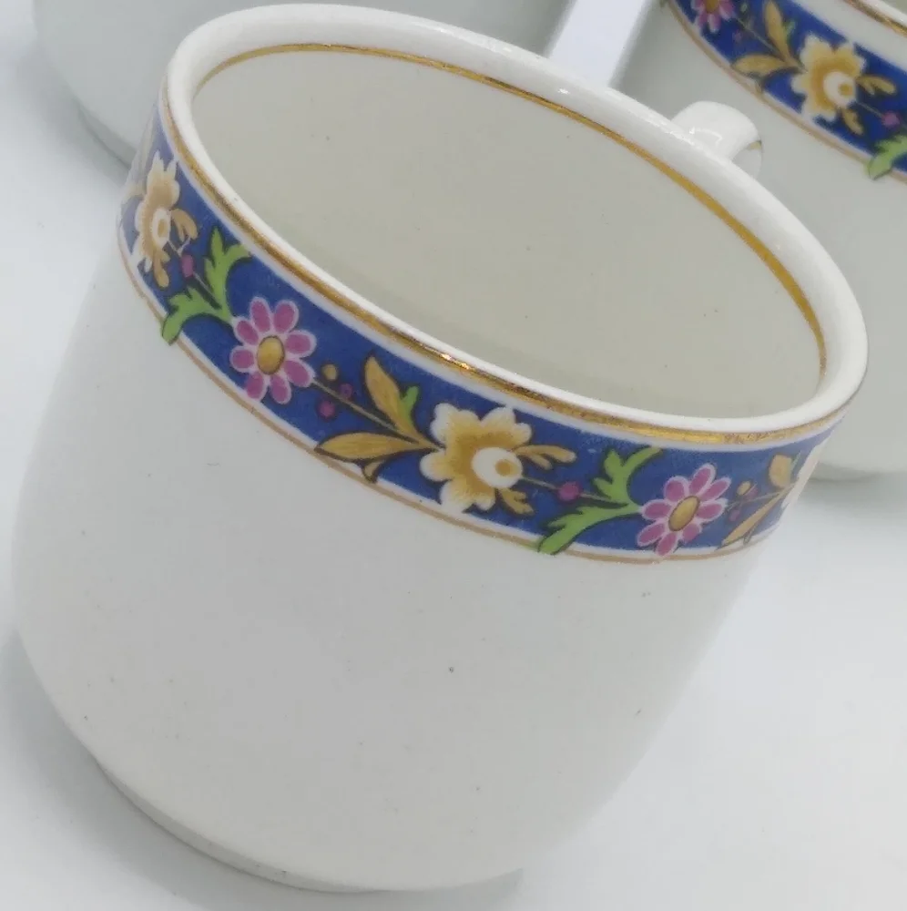 Johnson Brothers Oakworth Demitasse Gilt Gold Floral Tea Cups Set 4 Antique Vtg